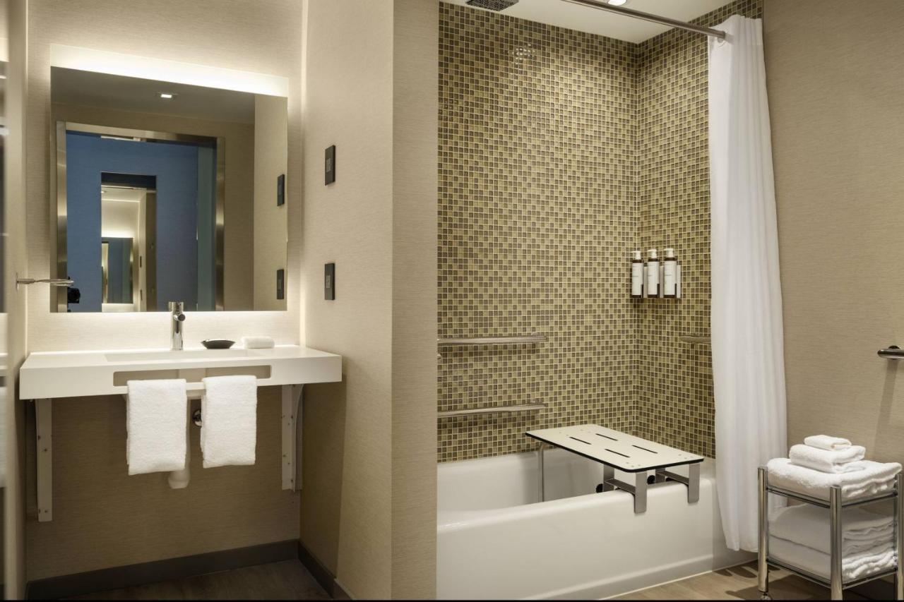 Ac Hotel By Marriott Oakland Downtown Bagian luar foto