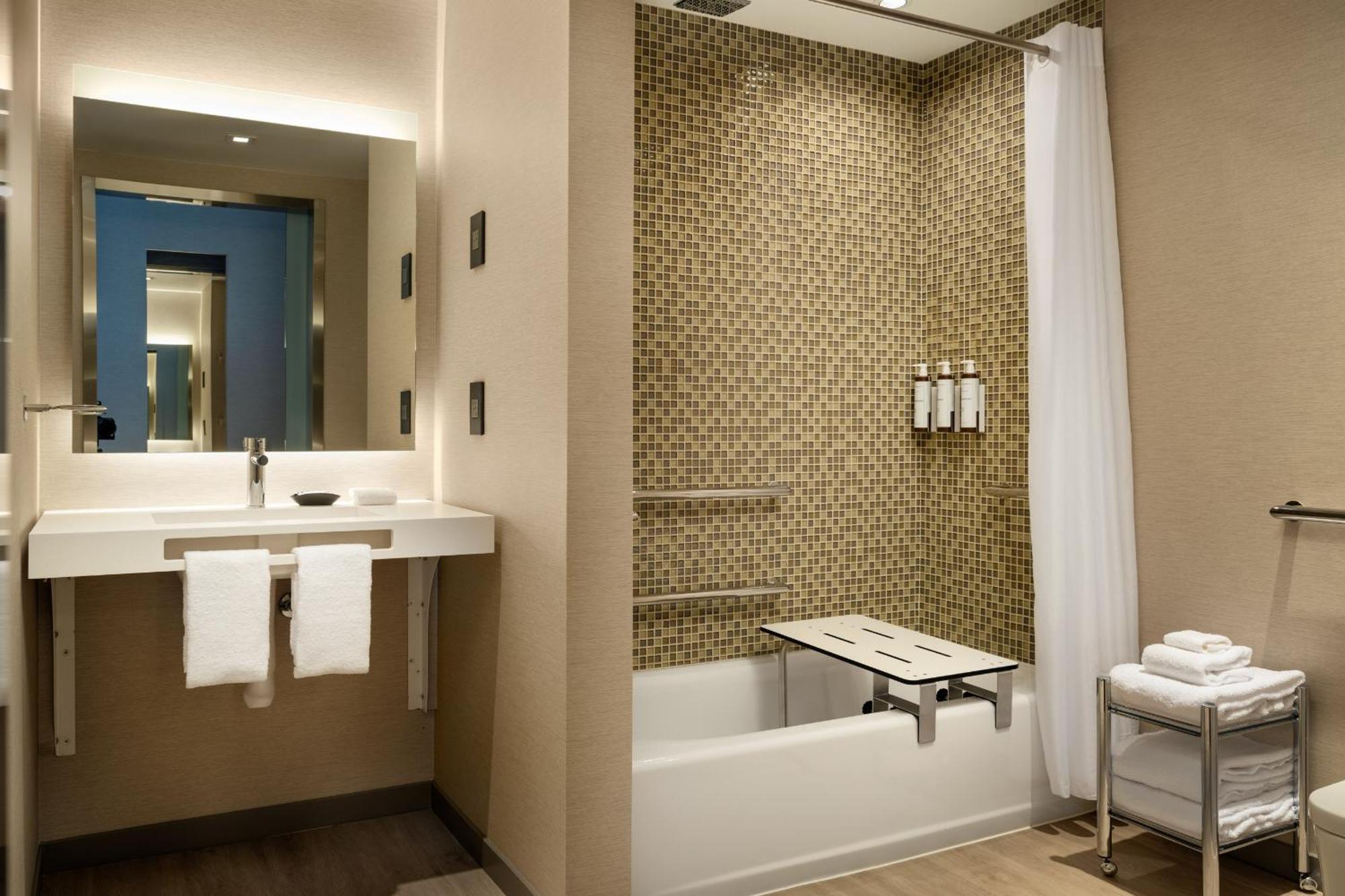 Ac Hotel By Marriott Oakland Downtown Bagian luar foto